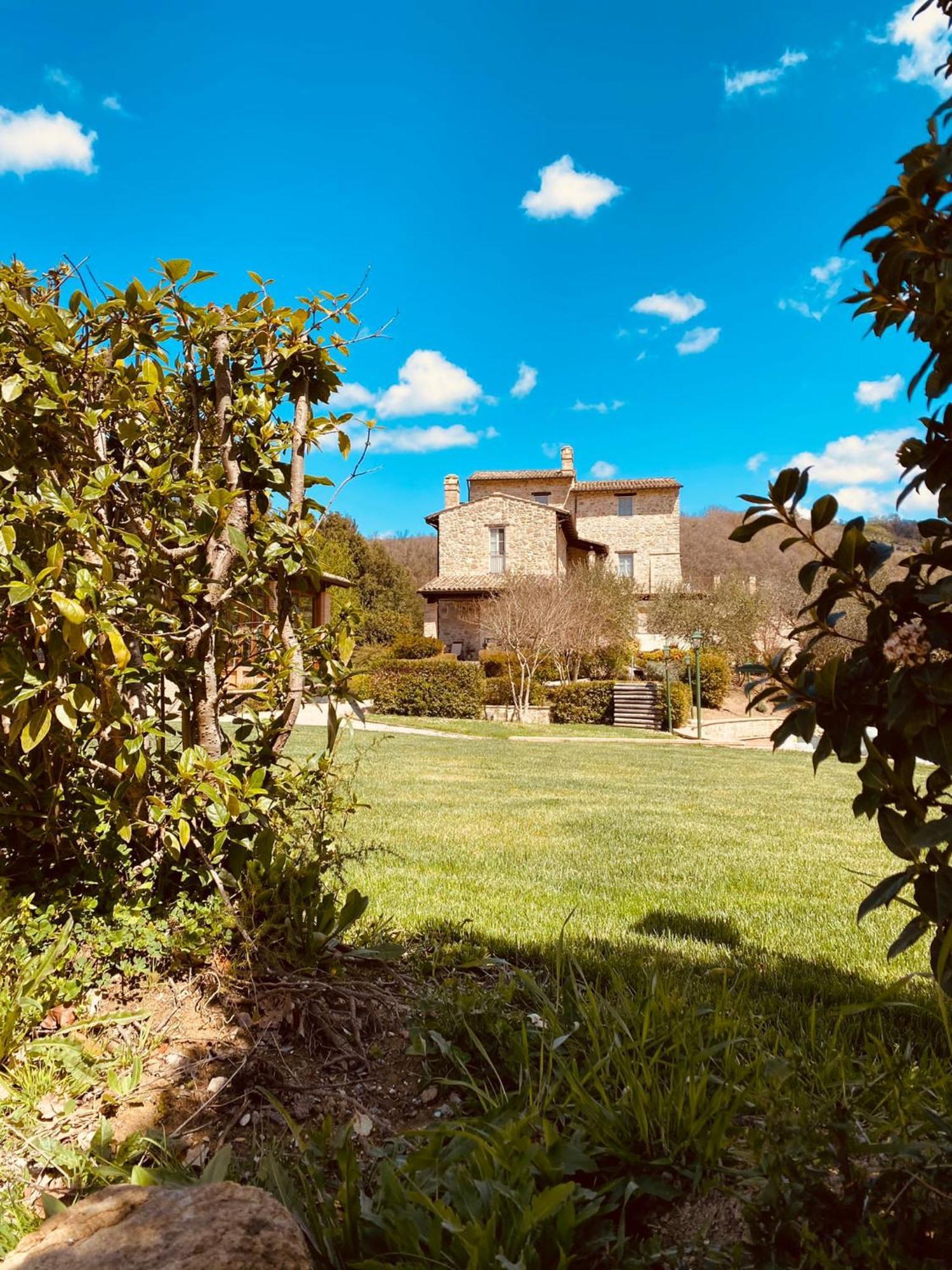 Re Artu Assisi Country Lifestyle Aparthotel Eksteriør bilde